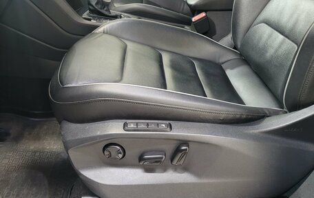 Volkswagen Tiguan II, 2019 год, 2 495 000 рублей, 14 фотография