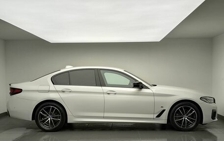 BMW 5 серия, 2021 год, 4 724 000 рублей, 3 фотография