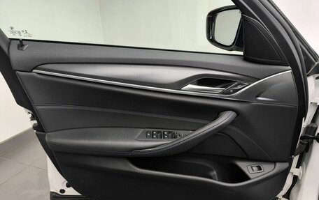 BMW 5 серия, 2021 год, 4 724 000 рублей, 18 фотография