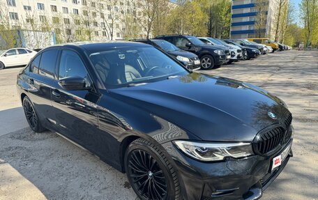 BMW 3 серия, 2019 год, 4 500 000 рублей, 3 фотография