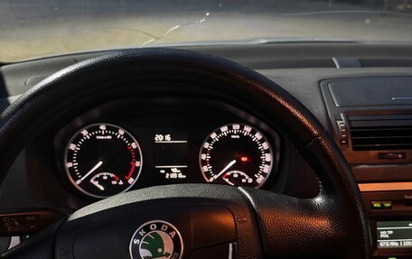 Skoda Octavia, 2011 год, 1 000 000 рублей, 4 фотография