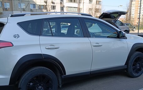 Toyota RAV4, 2018 год, 2 600 000 рублей, 3 фотография