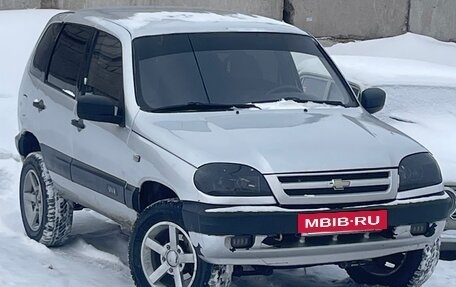 Chevrolet Niva I рестайлинг, 2003 год, 200 000 рублей, 4 фотография
