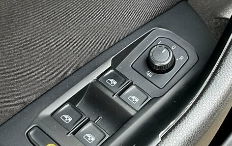 Volkswagen Passat B8 рестайлинг, 2016 год, 1 629 000 рублей, 16 фотография