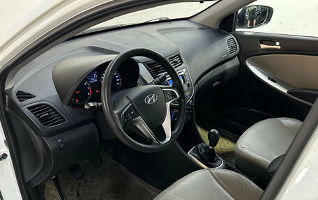 Hyundai Solaris II рестайлинг, 2012 год, 490 000 рублей, 6 фотография