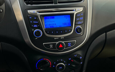 Hyundai Solaris II рестайлинг, 2012 год, 490 000 рублей, 14 фотография