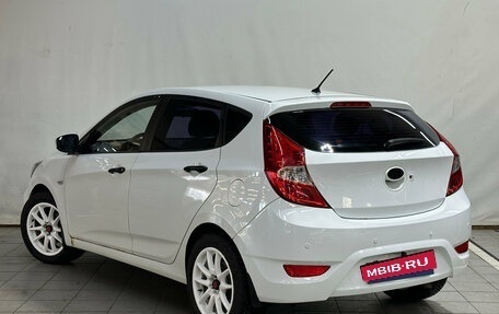 Hyundai Solaris II рестайлинг, 2012 год, 490 000 рублей, 4 фотография
