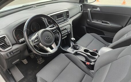 KIA Sportage IV рестайлинг, 2019 год, 2 229 900 рублей, 20 фотография