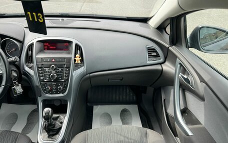 Opel Astra J, 2012 год, 809 000 рублей, 19 фотография