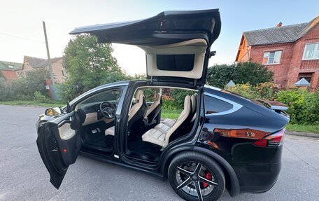 Tesla Model X I, 2016 год, 3 300 000 рублей, 2 фотография
