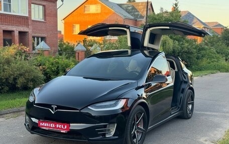 Tesla Model X I, 2016 год, 3 300 000 рублей, 1 фотография
