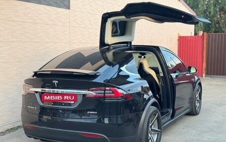 Tesla Model X I, 2016 год, 3 300 000 рублей, 8 фотография