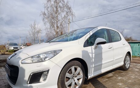 Peugeot 308 II, 2011 год, 715 000 рублей, 2 фотография