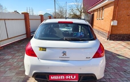 Peugeot 308 II, 2011 год, 715 000 рублей, 3 фотография