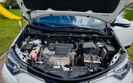 Toyota RAV4, 2016 год, 2 650 000 рублей, 7 фотография