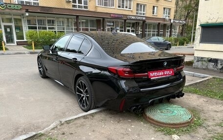 BMW 5 серия, 2019 год, 2 700 000 рублей, 3 фотография