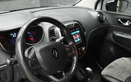 Renault Kaptur I рестайлинг, 2017 год, 1 260 000 рублей, 17 фотография