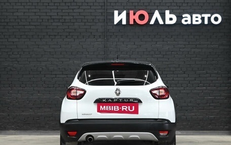 Renault Kaptur I рестайлинг, 2017 год, 1 260 000 рублей, 5 фотография