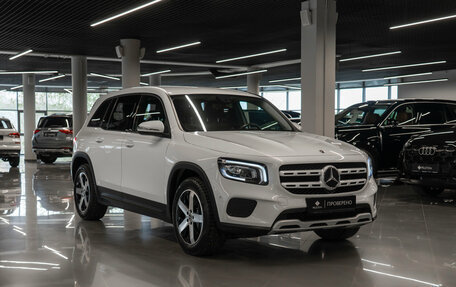 Mercedes-Benz GLB, 2020 год, 3 180 000 рублей, 2 фотография