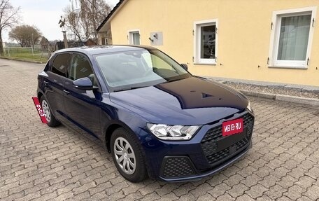 Audi A1, 2023 год, 3 000 000 рублей, 1 фотография