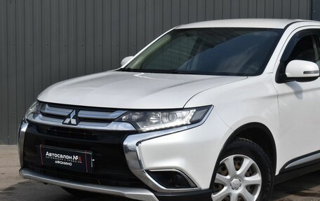 Mitsubishi Outlander III рестайлинг 3, 2016 год, 1 399 888 рублей, 1 фотография