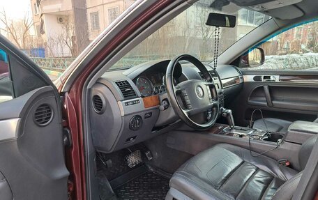 Volkswagen Touareg III, 2008 год, 1 025 000 рублей, 10 фотография