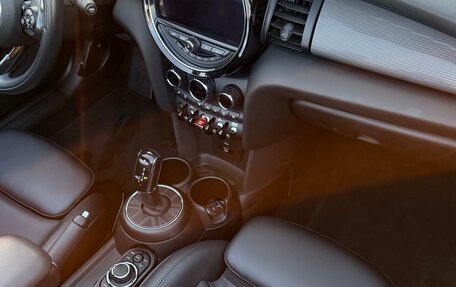 MINI Cabrio, 2020 год, 2 490 000 рублей, 12 фотография