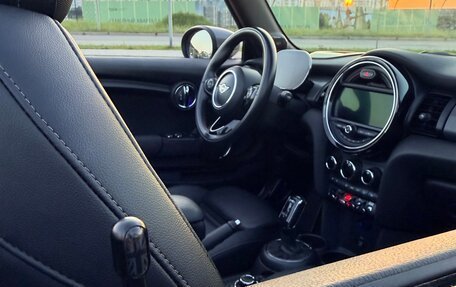 MINI Cabrio, 2020 год, 2 490 000 рублей, 17 фотография