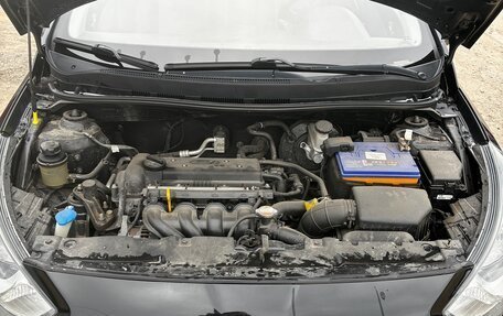 Hyundai Solaris II рестайлинг, 2011 год, 650 000 рублей, 2 фотография
