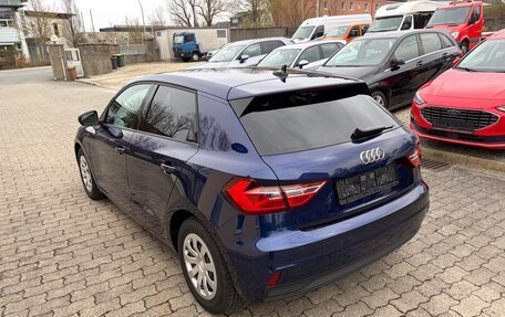 Audi A1, 2023 год, 3 000 000 рублей, 4 фотография