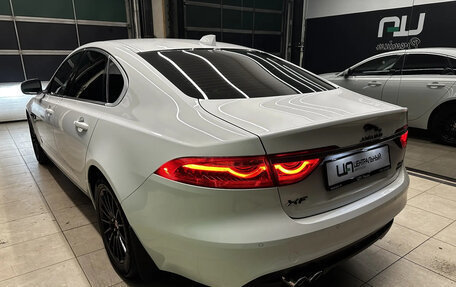 Jaguar XF II, 2017 год, 2 600 000 рублей, 5 фотография