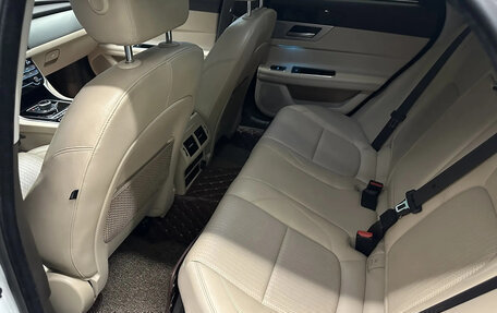 Jaguar XF II, 2017 год, 2 600 000 рублей, 15 фотография