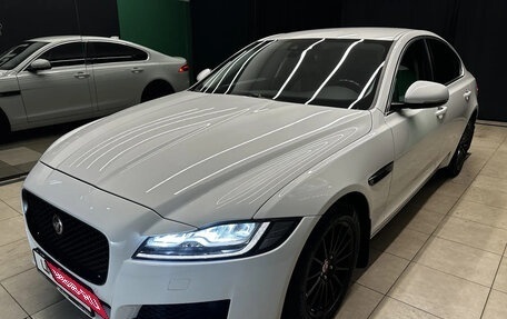 Jaguar XF II, 2017 год, 2 600 000 рублей, 4 фотография