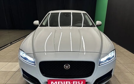 Jaguar XF II, 2017 год, 2 600 000 рублей, 2 фотография