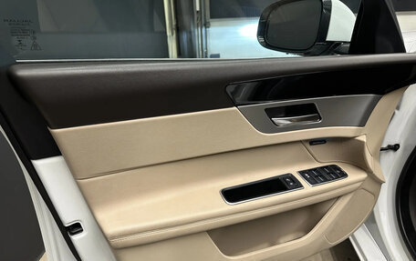 Jaguar XF II, 2017 год, 2 600 000 рублей, 20 фотография