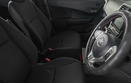 Toyota Ractis II, 2014 год, 1 299 000 рублей, 11 фотография