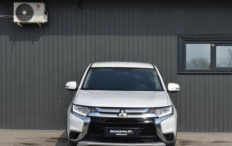 Mitsubishi Outlander III рестайлинг 3, 2016 год, 1 399 888 рублей, 3 фотография