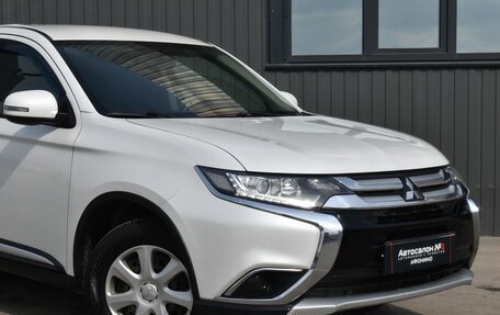 Mitsubishi Outlander III рестайлинг 3, 2016 год, 1 399 888 рублей, 5 фотография