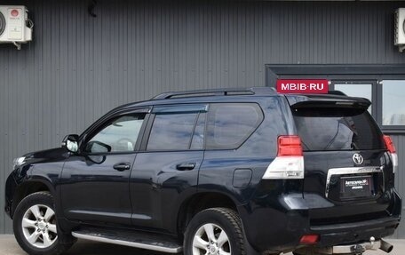 Toyota Land Cruiser Prado 150 рестайлинг 2, 2012 год, 2 499 888 рублей, 6 фотография