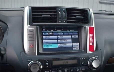 Toyota Land Cruiser Prado 150 рестайлинг 2, 2012 год, 2 499 888 рублей, 11 фотография