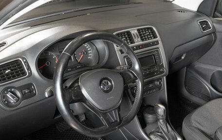Volkswagen Polo VI (EU Market), 2016 год, 1 150 000 рублей, 5 фотография