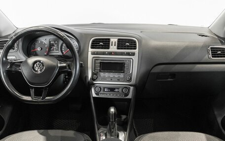 Volkswagen Polo VI (EU Market), 2016 год, 1 150 000 рублей, 6 фотография