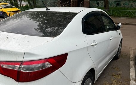 KIA Rio III рестайлинг, 2013 год, 580 000 рублей, 2 фотография