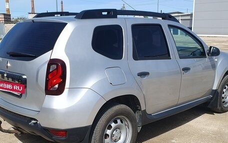 Renault Duster I рестайлинг, 2016 год, 890 000 рублей, 3 фотография