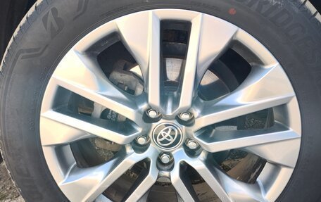 Toyota RAV4, 2020 год, 3 450 000 рублей, 9 фотография