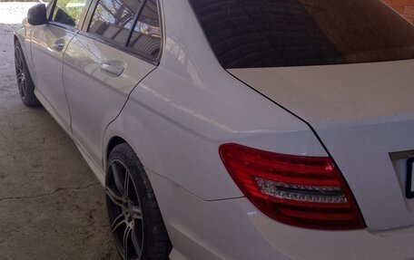 Mercedes-Benz C-Класс, 2012 год, 830 000 рублей, 5 фотография