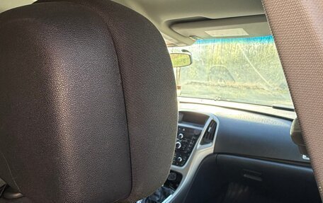 Opel Astra J, 2011 год, 600 000 рублей, 5 фотография