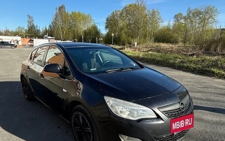 Opel Astra J, 2011 год, 600 000 рублей, 8 фотография