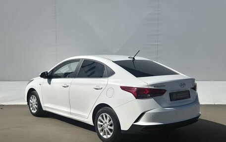 Hyundai Solaris II рестайлинг, 2021 год, 1 550 000 рублей, 7 фотография