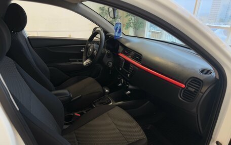 KIA Rio IV, 2019 год, 950 000 рублей, 9 фотография